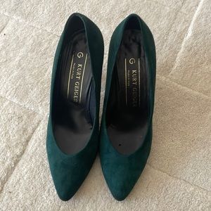 Vintage Kurt Geiger shoes, dark green and black suede.